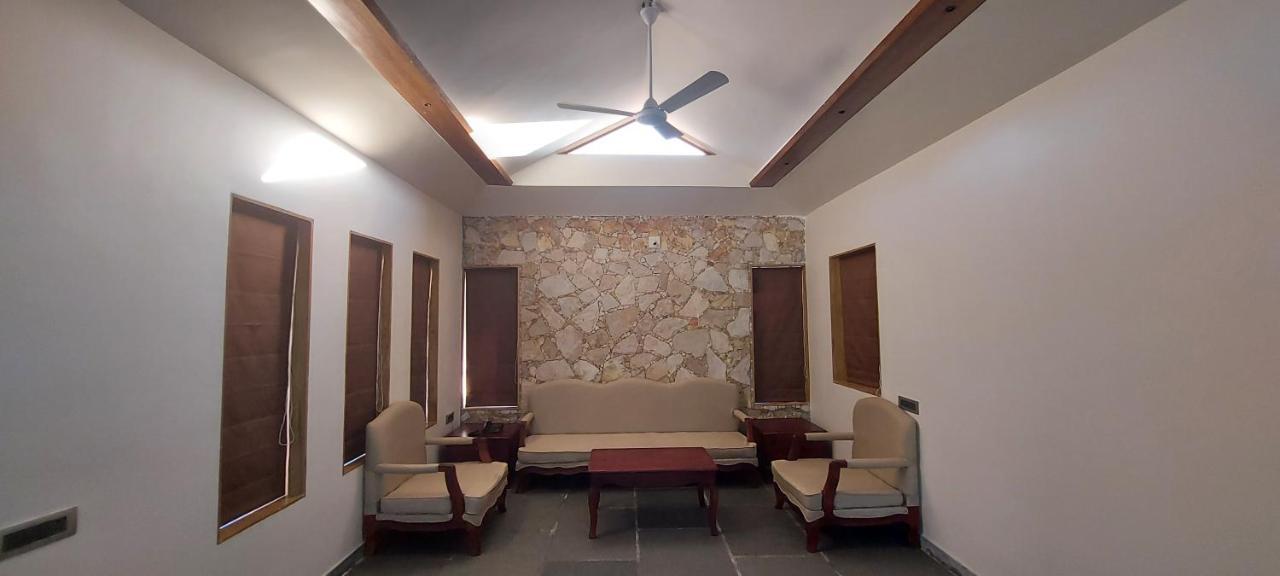 Vikrama Heritage Resort Pavagadh Hālol Екстериор снимка