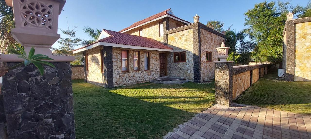 Vikrama Heritage Resort Pavagadh Hālol Екстериор снимка