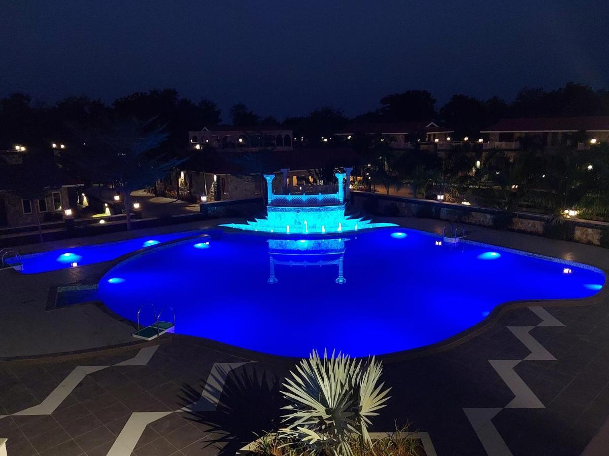Vikrama Heritage Resort Pavagadh Hālol Екстериор снимка