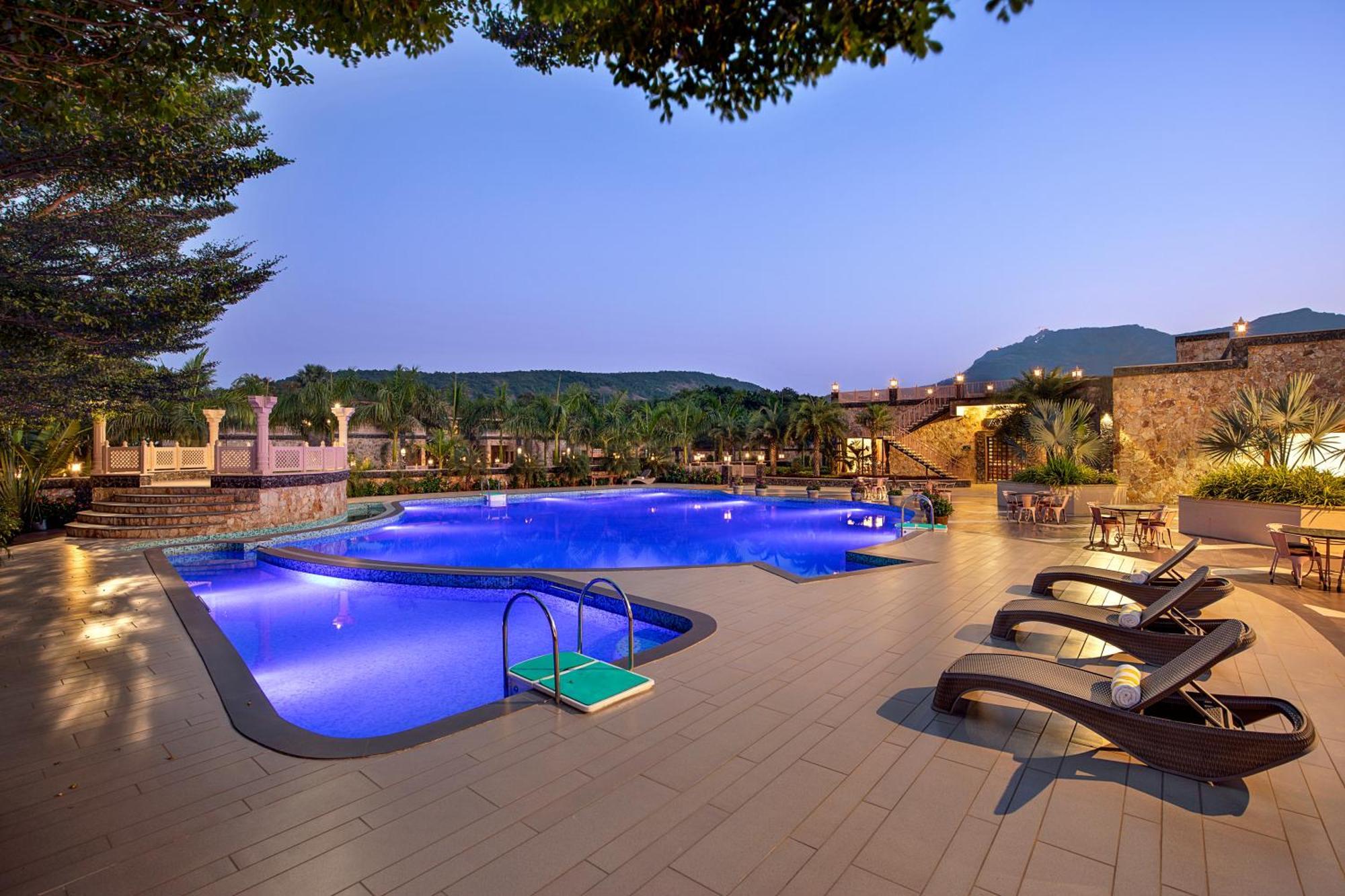 Vikrama Heritage Resort Pavagadh Hālol Екстериор снимка